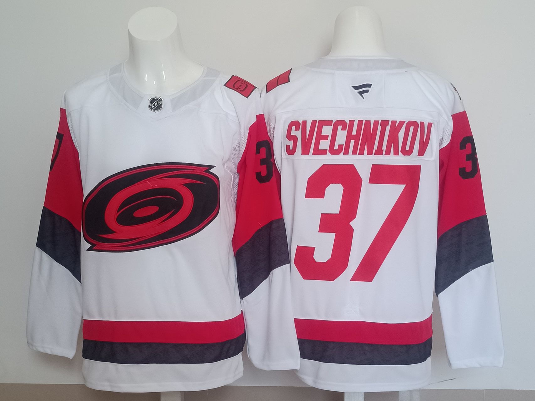 Men Carolina Hurricanes #37 Svechnikov White 2025 NHL Jersey style 001->tampa bay lightning->NHL Jersey